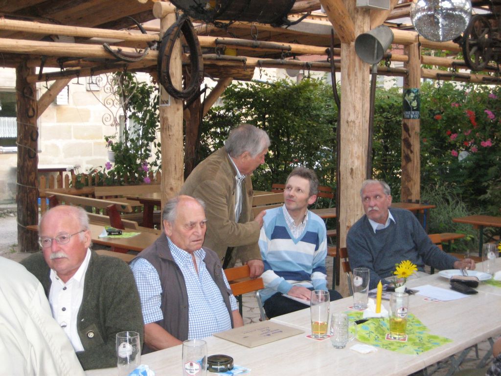 Sa. Biergarten,Dolleisch